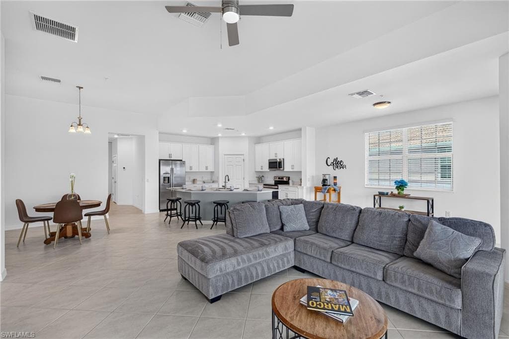 12051 Santaluz DR 201-7