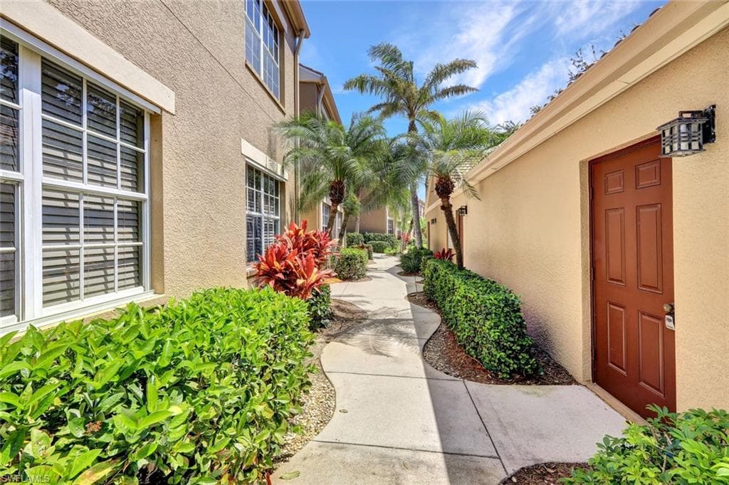 20101 Seagrove ST 705-1