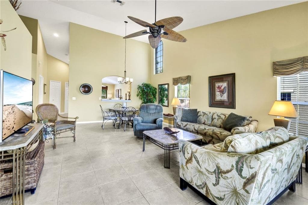 20101 Seagrove ST 705-4