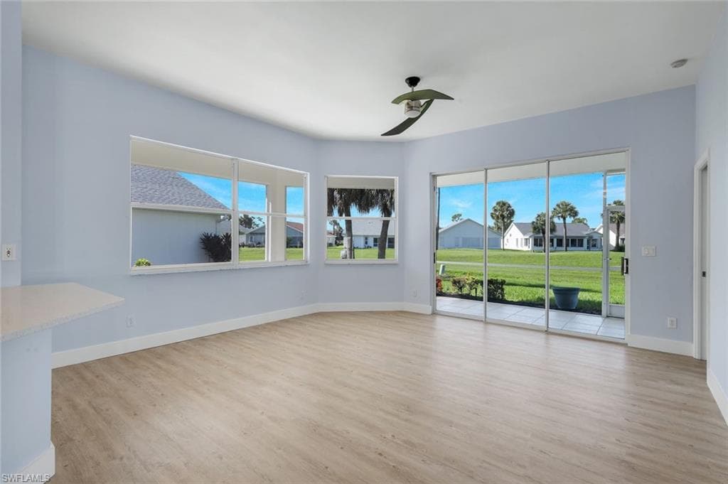 3895 Sabal Springs BLVD-14