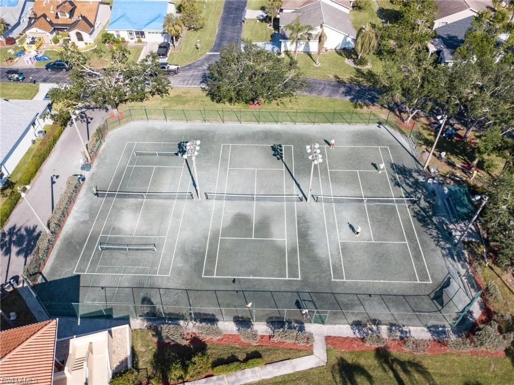3895 Sabal Springs BLVD-39