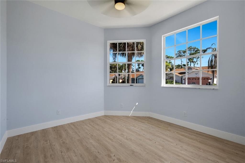 3895 Sabal Springs BLVD-29