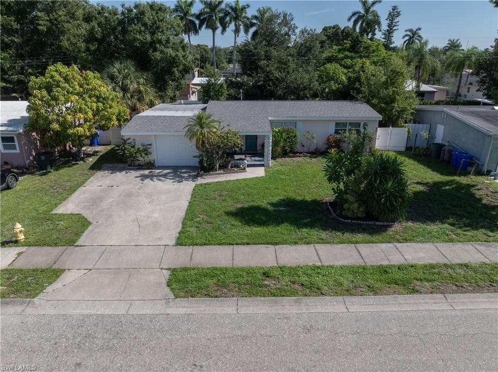 1643 Ricardo AVE-3