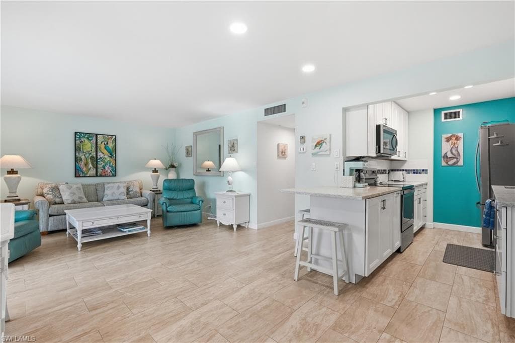 1065 Gulf Shore BLVD N 108-9
