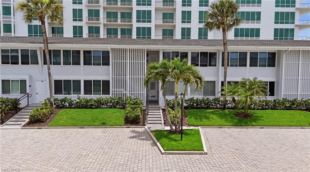 1065 Gulf Shore BLVD N 108-29