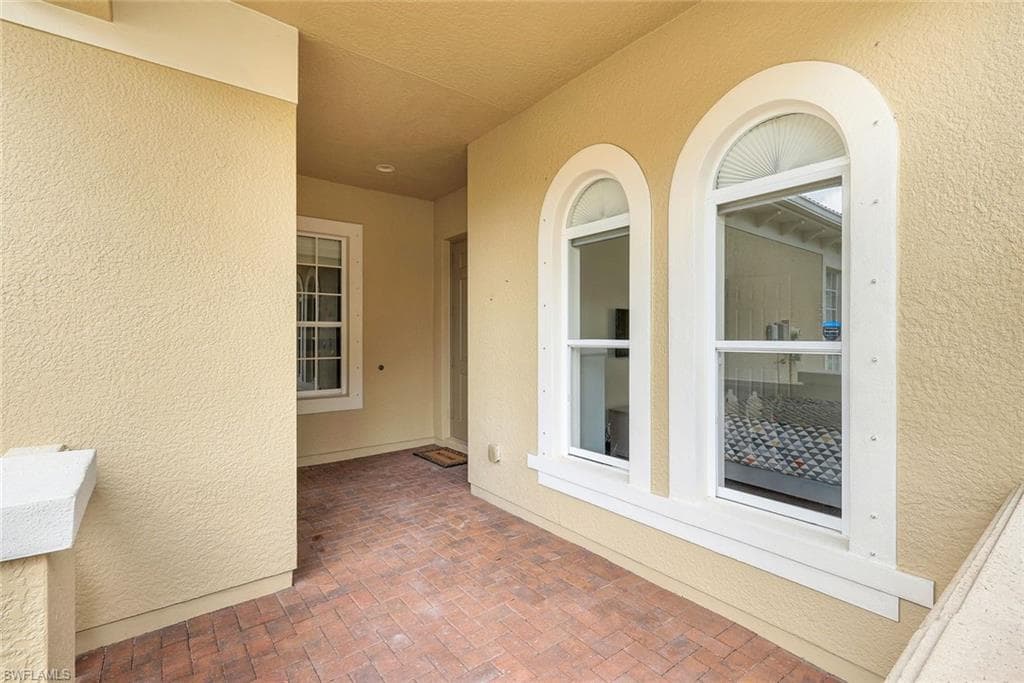 13850 Cleto DR-5
