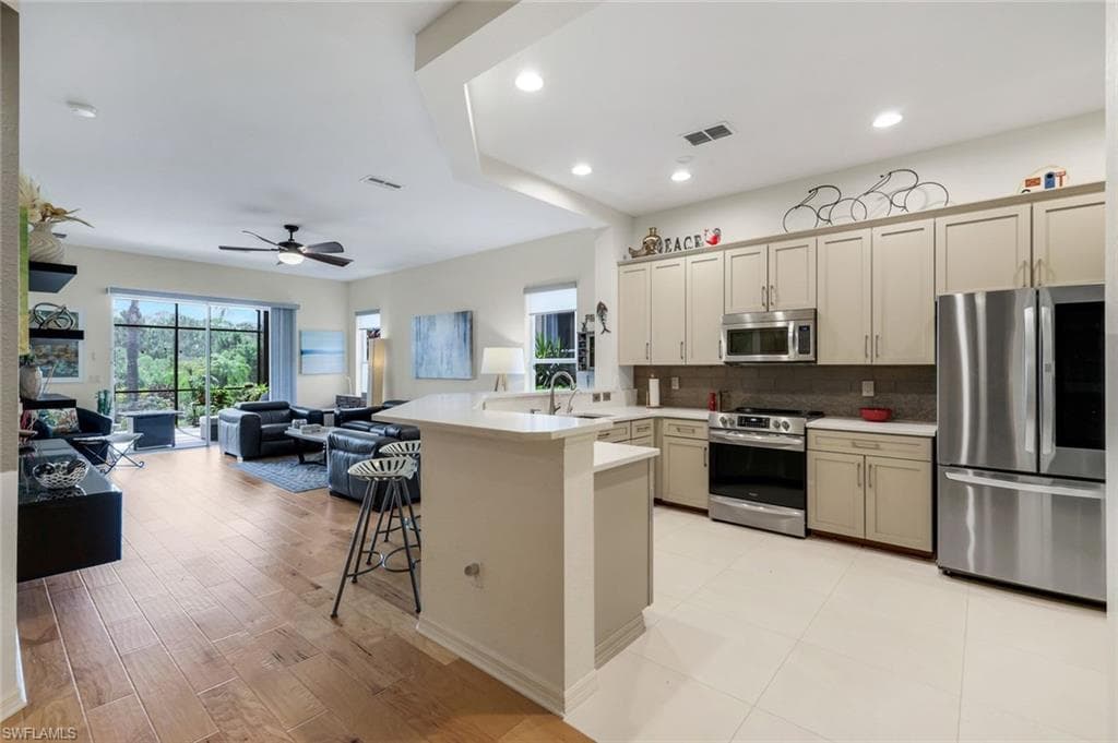 13850 Cleto DR-14