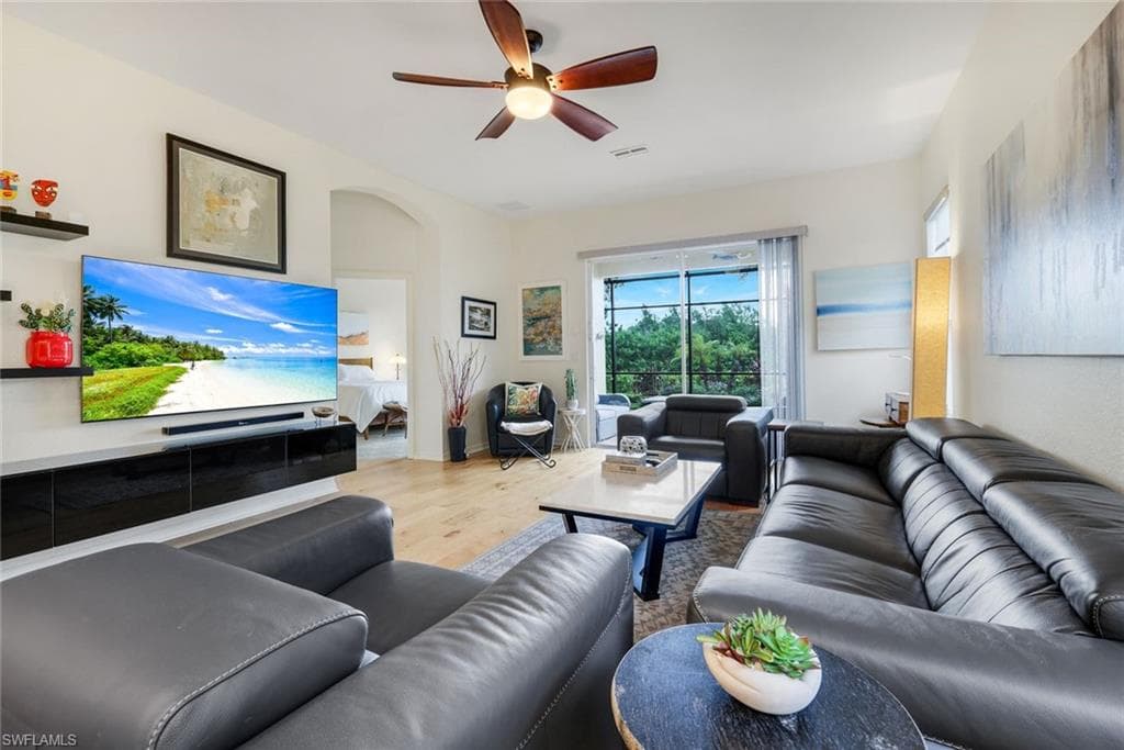 13850 Cleto DR-8
