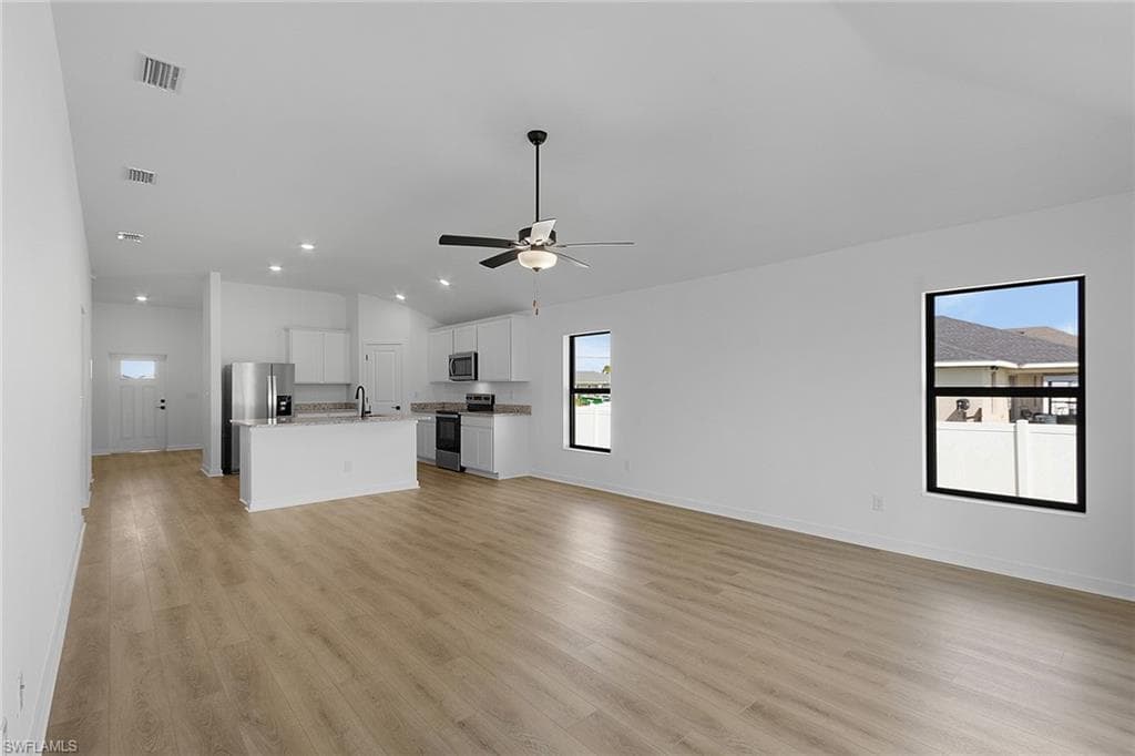 252 Lunette ST-9