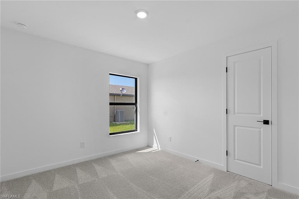 252 Lunette ST-14