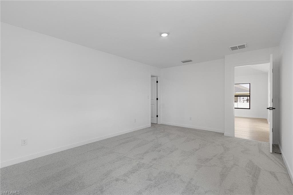 252 Lunette ST-11