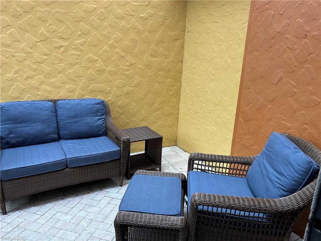 11947 Tulio WAY 4002-12