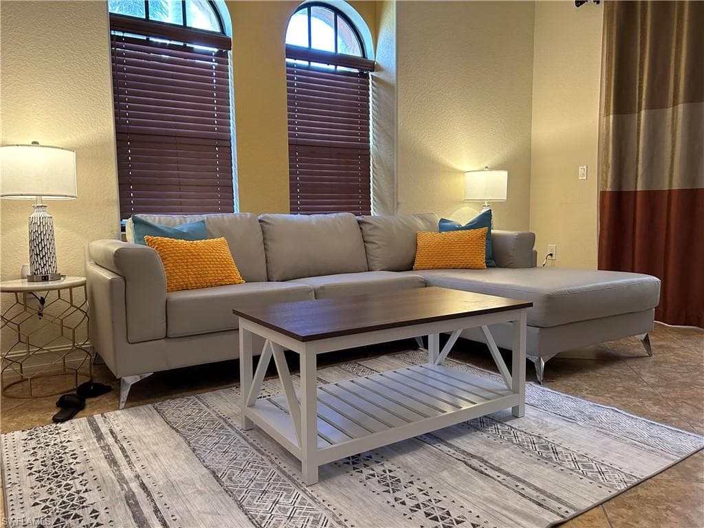 11947 Tulio WAY 4002-1