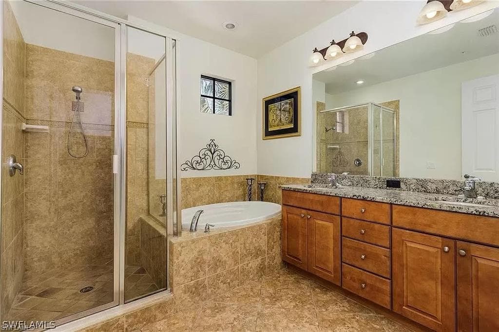11947 Tulio WAY 4002-15