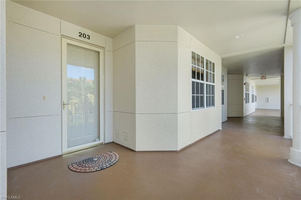 4864 Hampshire CT 203-1