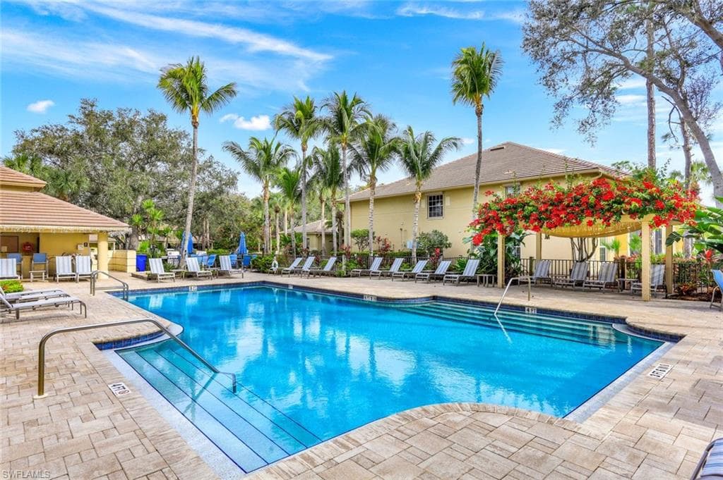 4110 Sawgrass Point DR 104-30