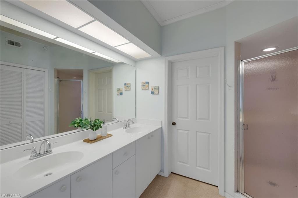 4110 Sawgrass Point DR 104-18
