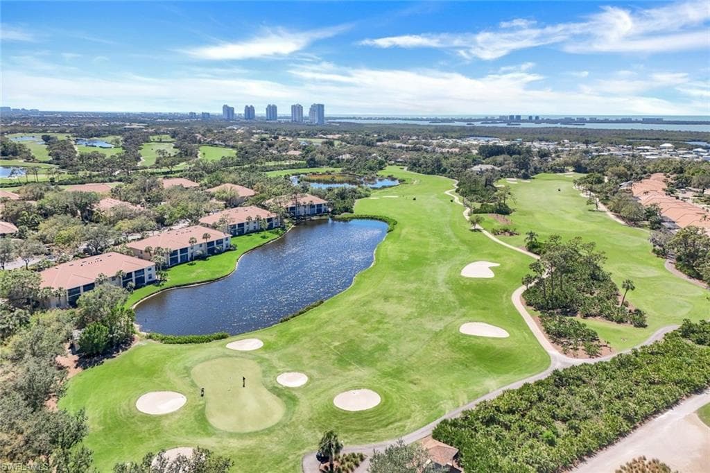 4110 Sawgrass Point DR 104-31