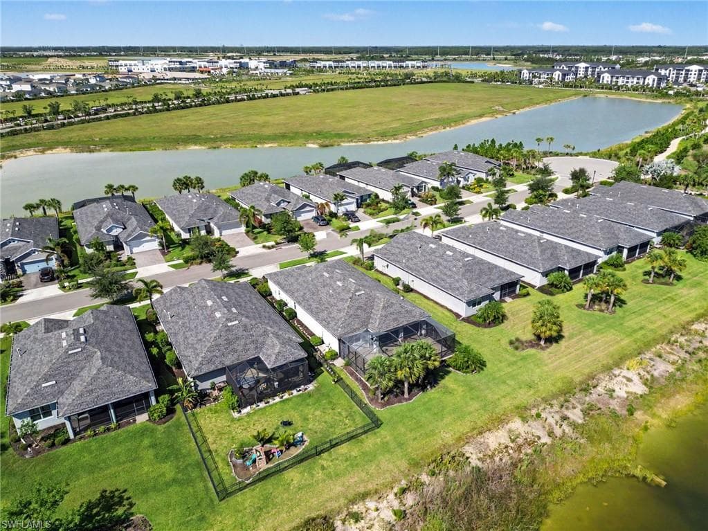 42999 Wiregrass LN-27