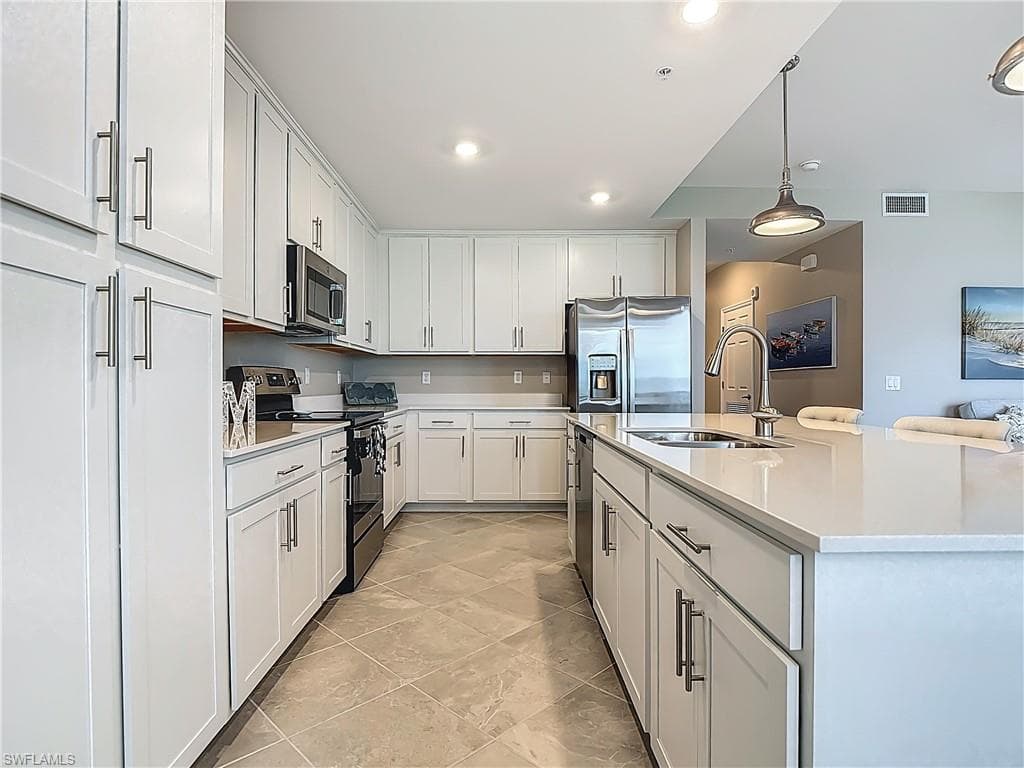 43981 Boardwalk Loop 2222-12