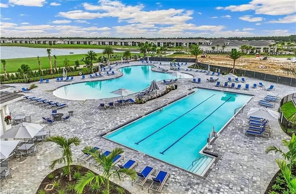 43981 Boardwalk Loop 2222-37
