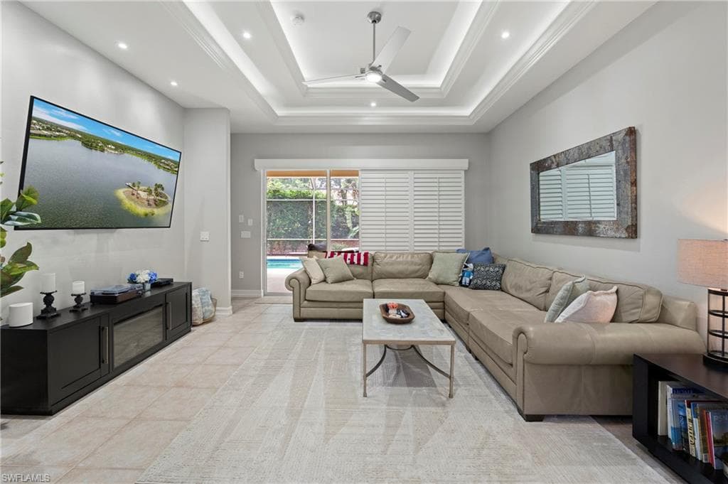 3123 Santorini CT-15