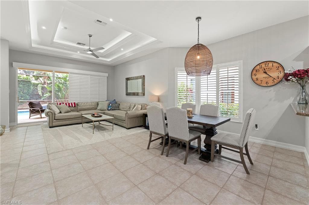 3123 Santorini CT-11