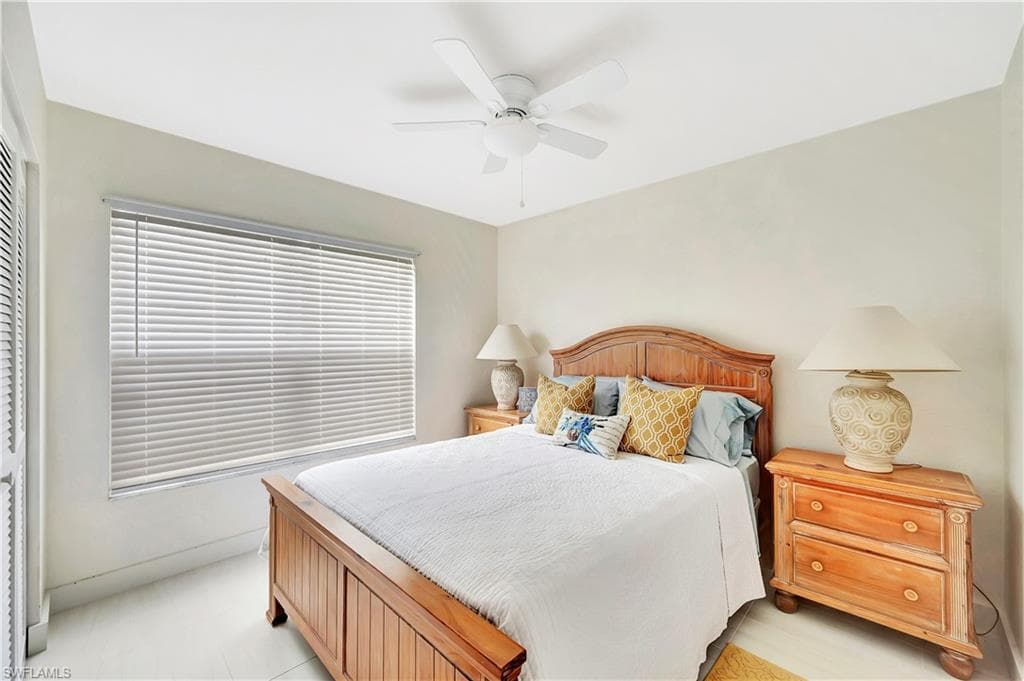 1925 Courtyard WAY F101-13