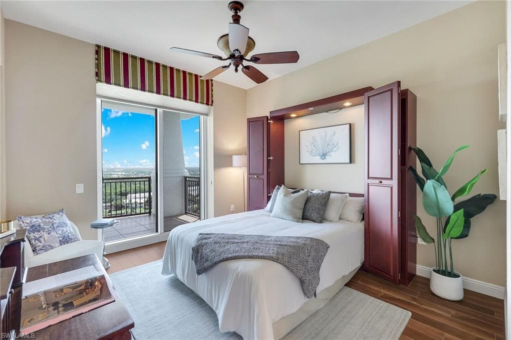 455 Cove Tower DR 1701-26