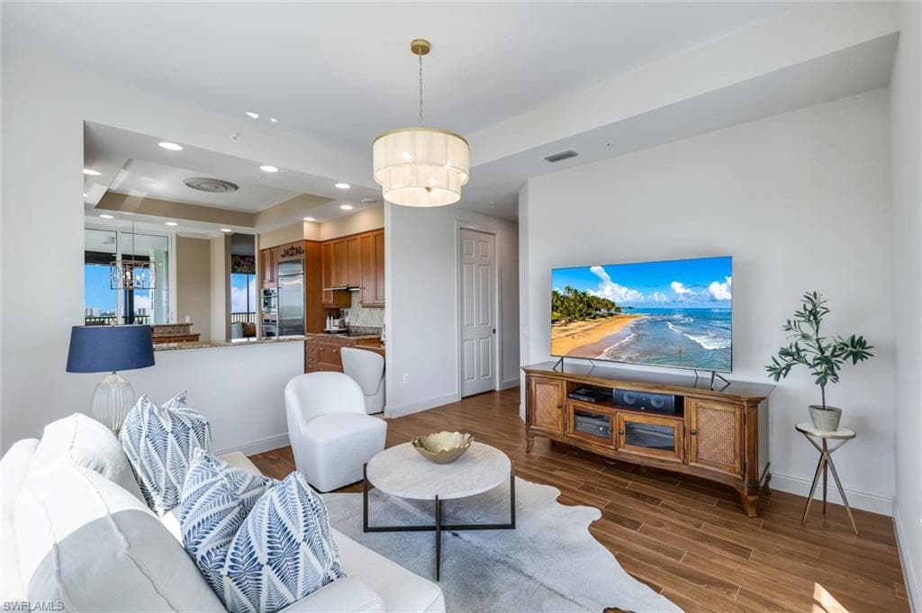 455 Cove Tower DR 1701-9