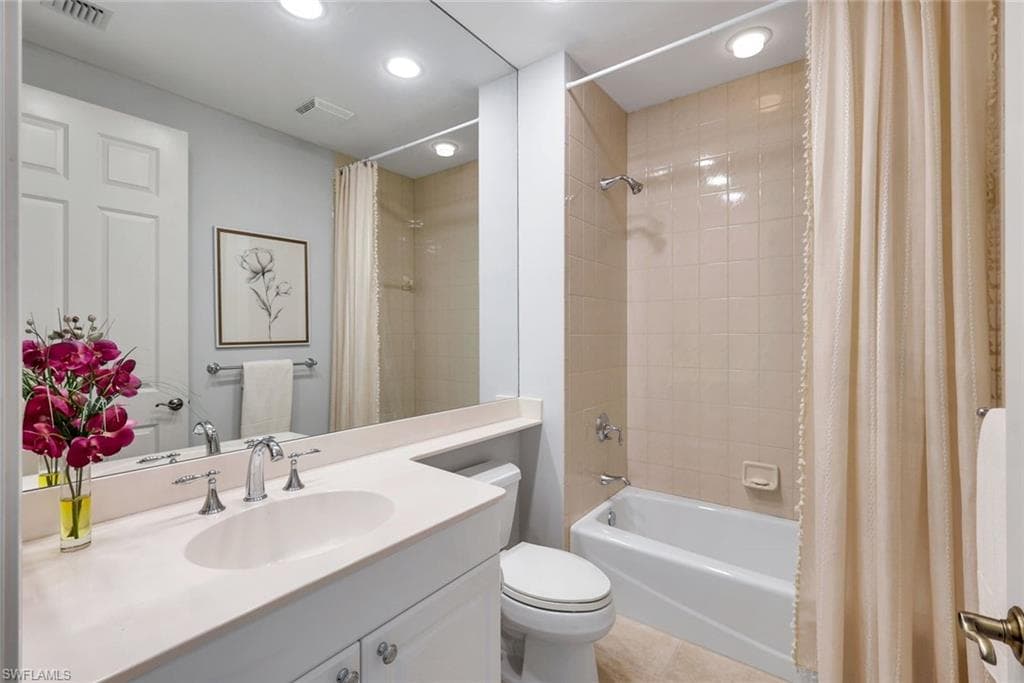 455 Cove Tower DR 1701-25
