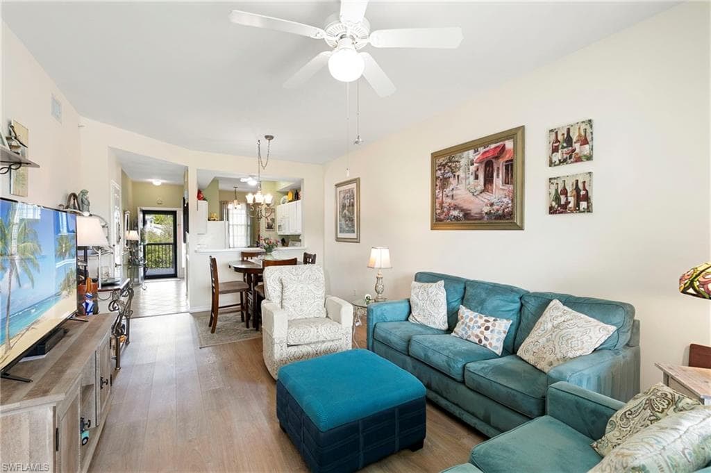 3935 Loblolly Bay DR 303-5