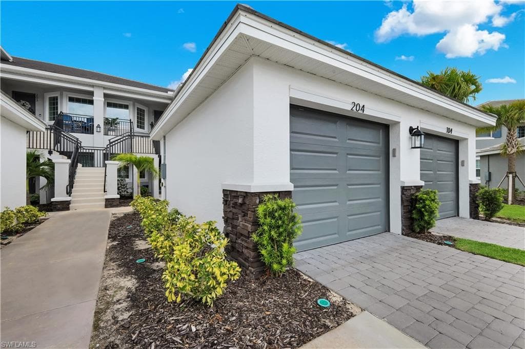 11811 Venetian Lagoon DR 204-2