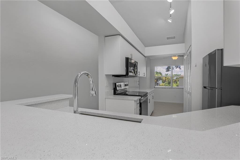 145 Wading Bird CIR 201-12