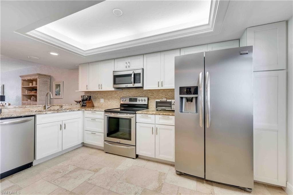 8400 Estero BLVD 502-1
