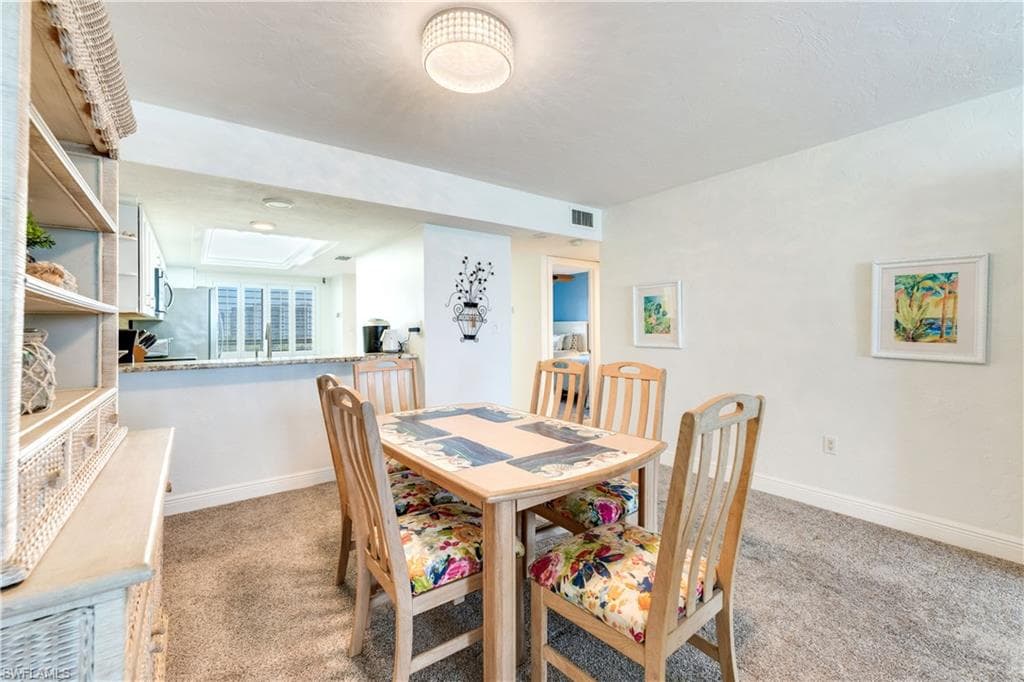 8400 Estero BLVD 502-5