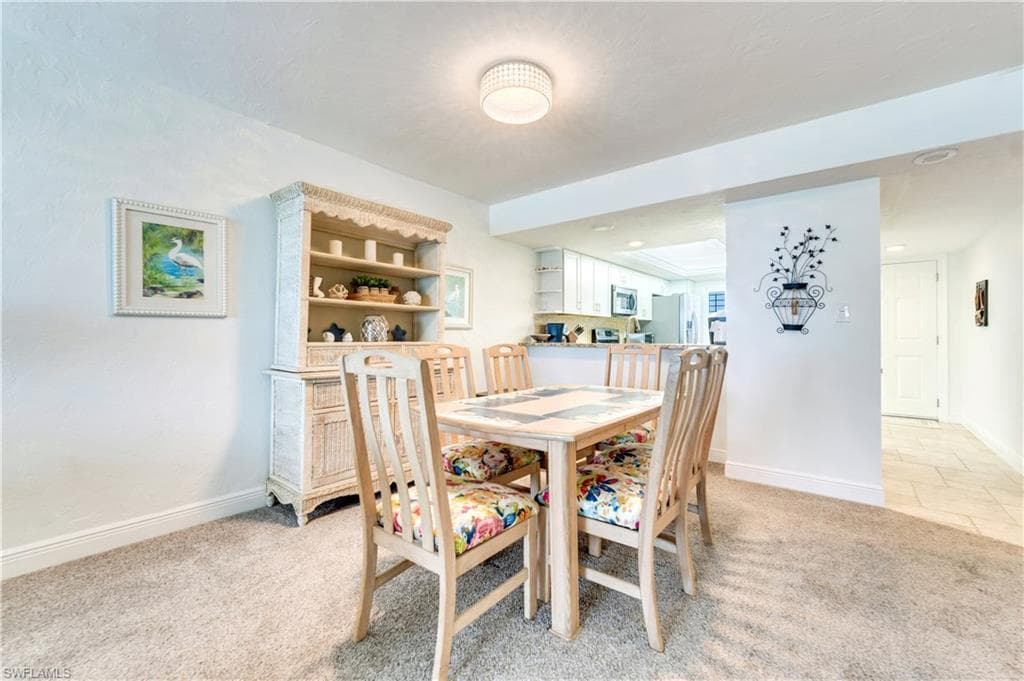 8400 Estero BLVD 502-6