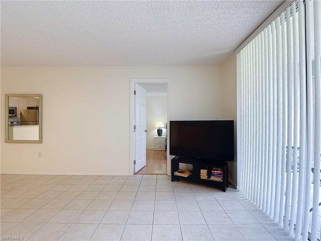 100 Forest Lakes BLVD 109-16