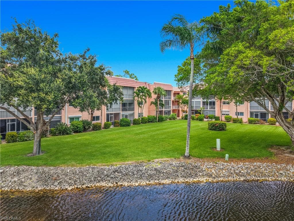 100 Forest Lakes BLVD 109-33
