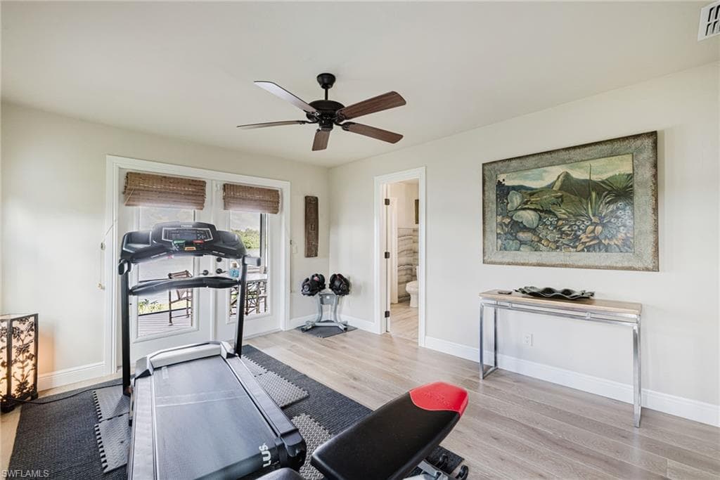 1943 Bahama AVE-33