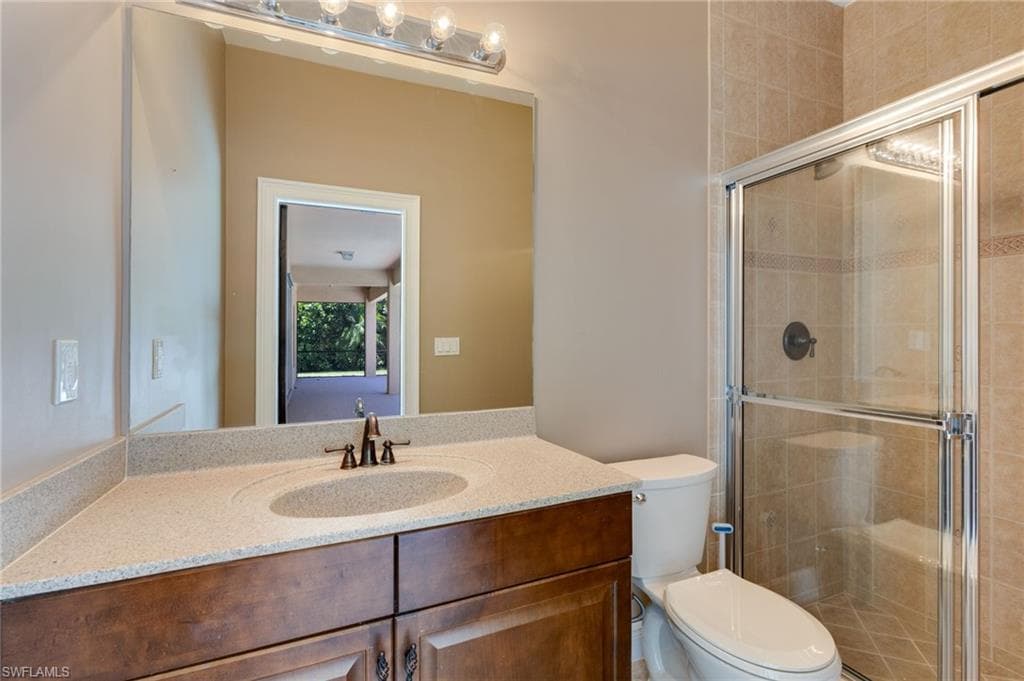 20886 Torre Del Lago ST-18