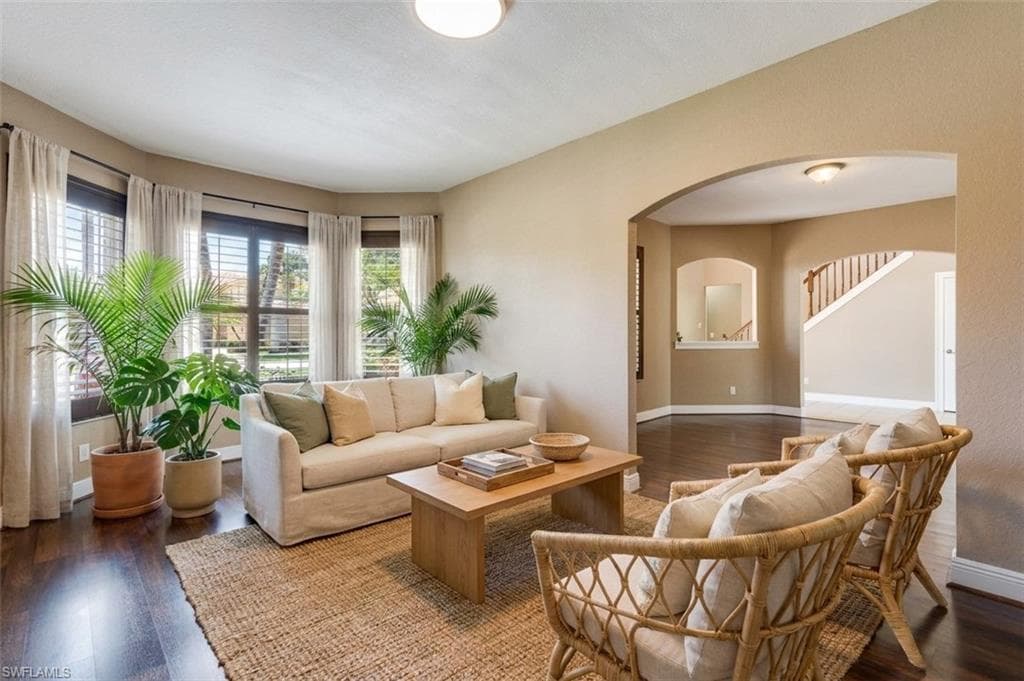 20886 Torre Del Lago ST-2