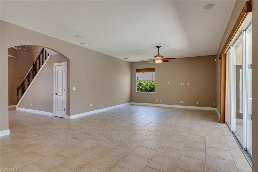 20886 Torre Del Lago ST-6