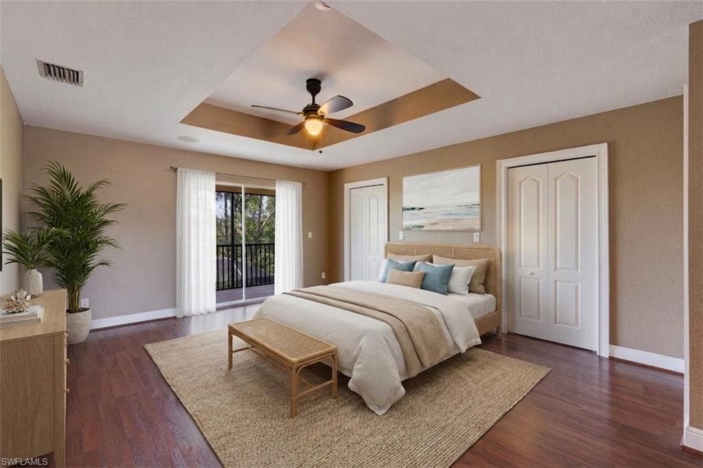 20886 Torre Del Lago ST-11