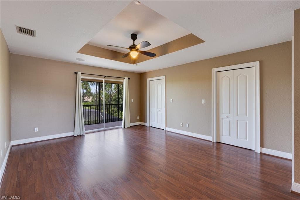 20886 Torre Del Lago ST-12
