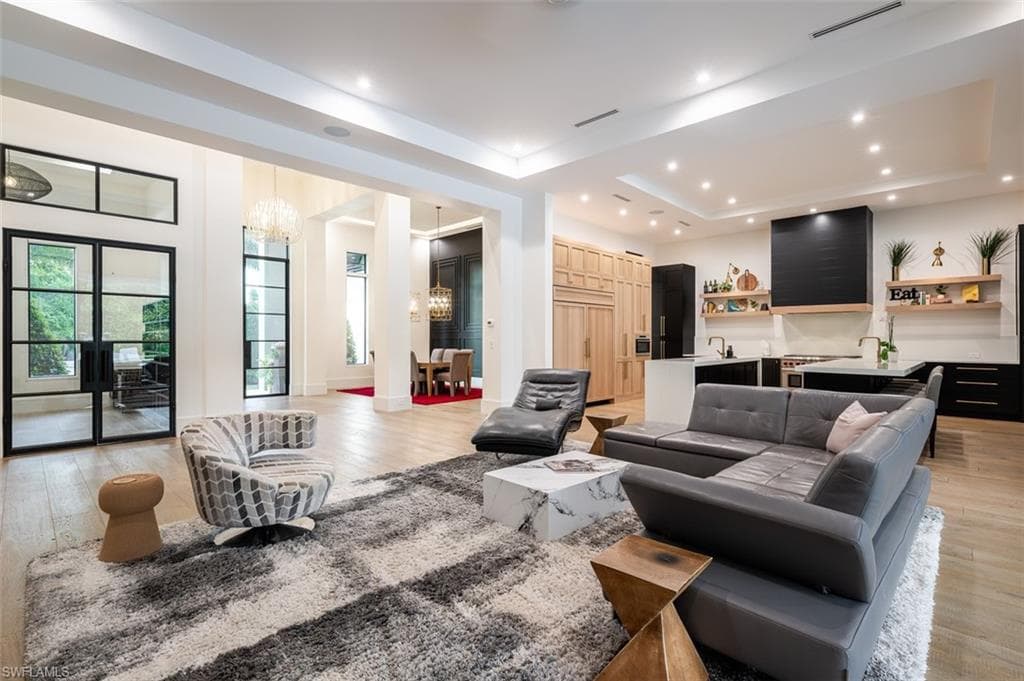 728 CARICA RD-8