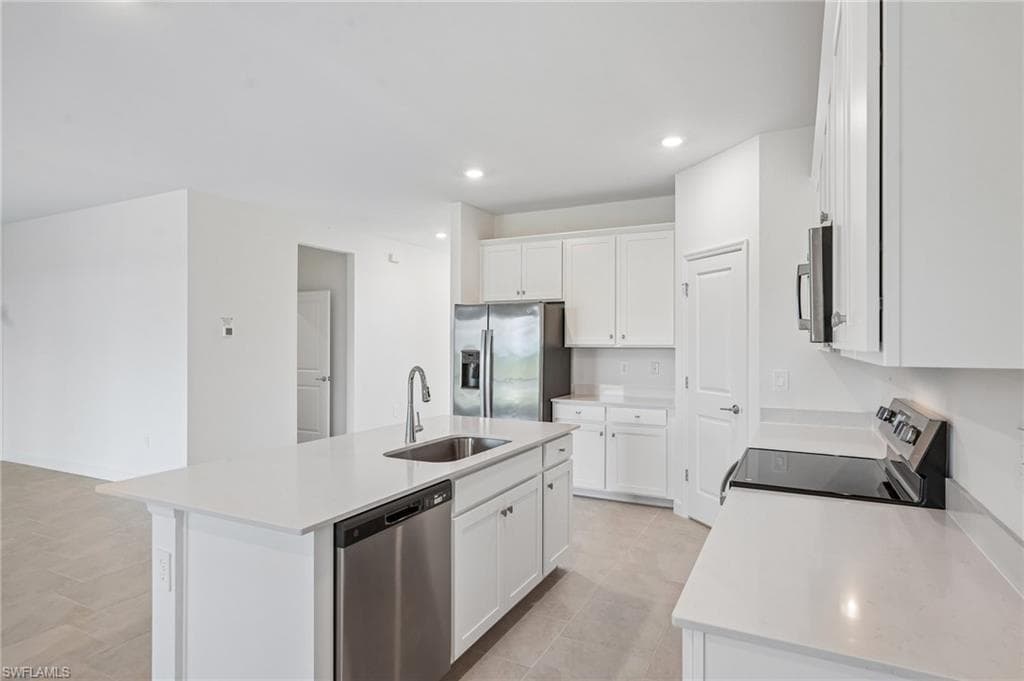 13296 Grassmere CT-12