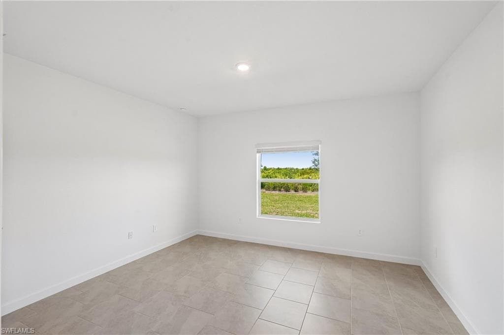 13296 Grassmere CT-22