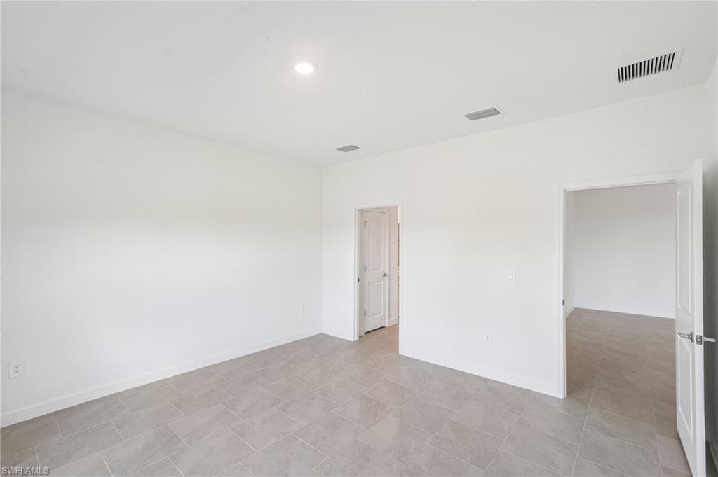 13296 Grassmere CT-21