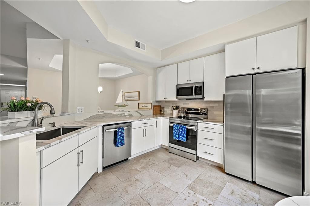 20940 Island Sound CIR 105-3